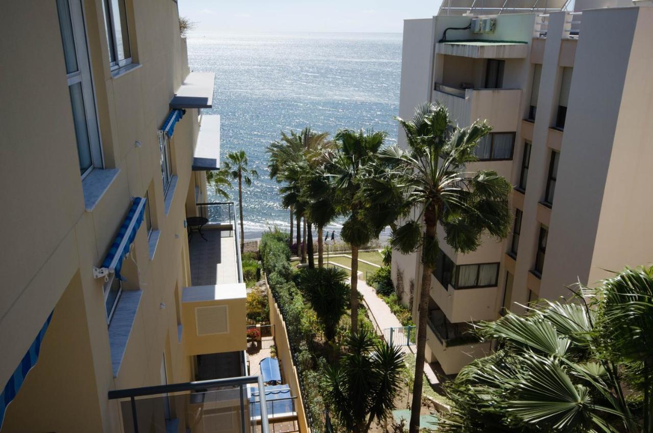 El Coral Apartment - First Beach Line Estepona Luaran gambar